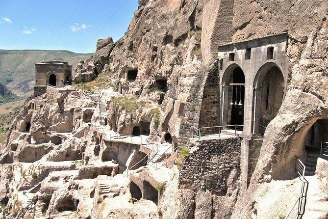 Vardzia - Rabati - Borjomi - Georgian wine and other promised extras